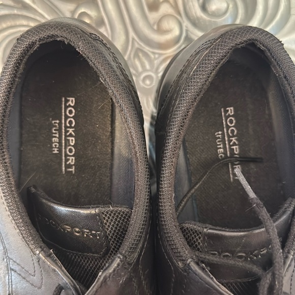 Rockport men’s 8 black dress shoes - Picture 6 of 9